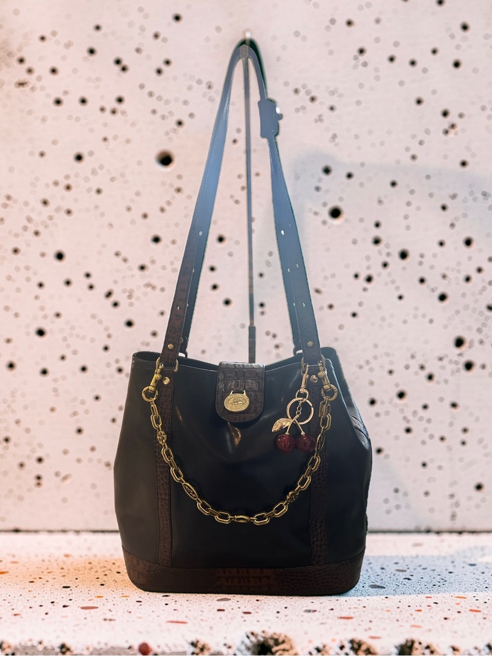 Brahmin Vintage Tuscan Melbourne Black Leather Bucket Bag & Brown Croc Trim